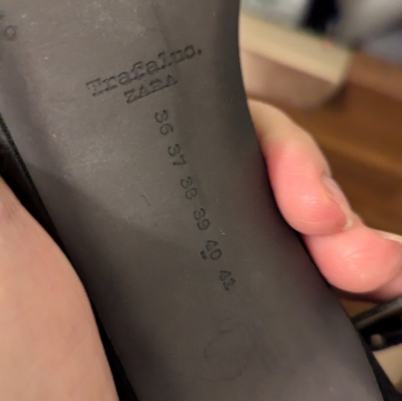 Zara Heels with Ankle Strap - Picture 4 of 4